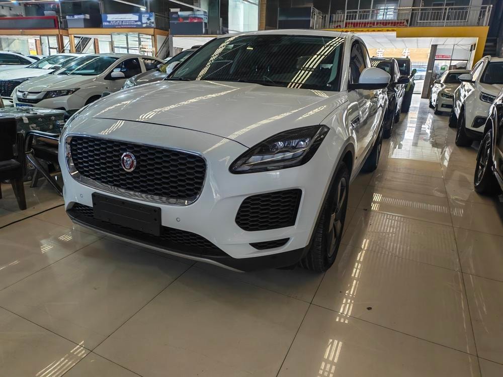 Jaguar E-PACE 2018 — фото автомобиля