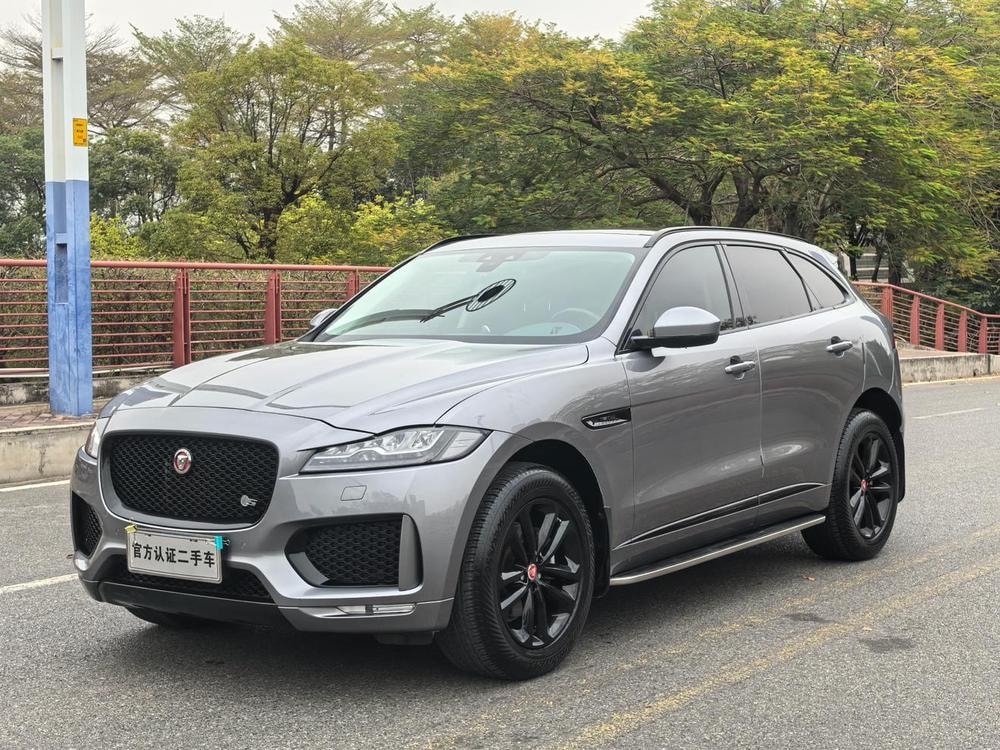 Jaguar F-PACE 2020 — фото автомобиля
