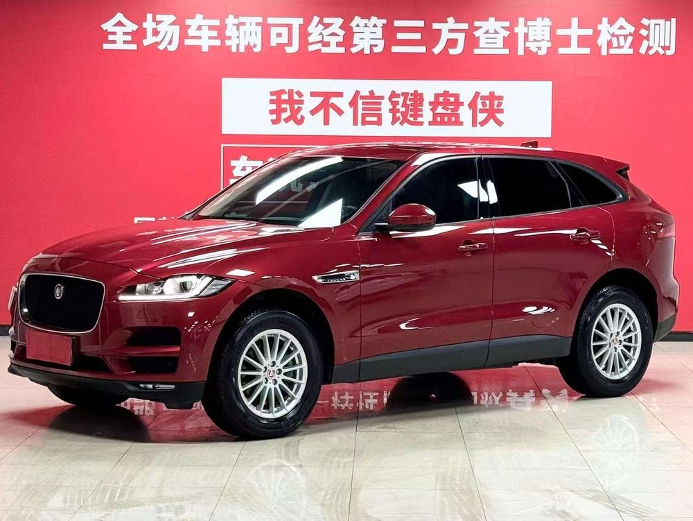 Jaguar F-PACE 2019 — фото автомобиля
