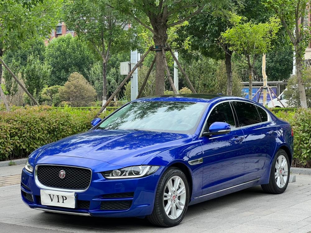 Jaguar XEL 2018 — фото автомобиля 1