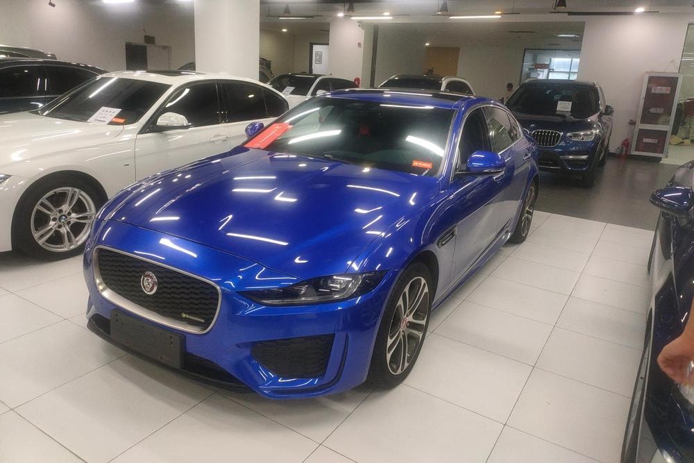 Jaguar XEL 2021 — фото автомобиля