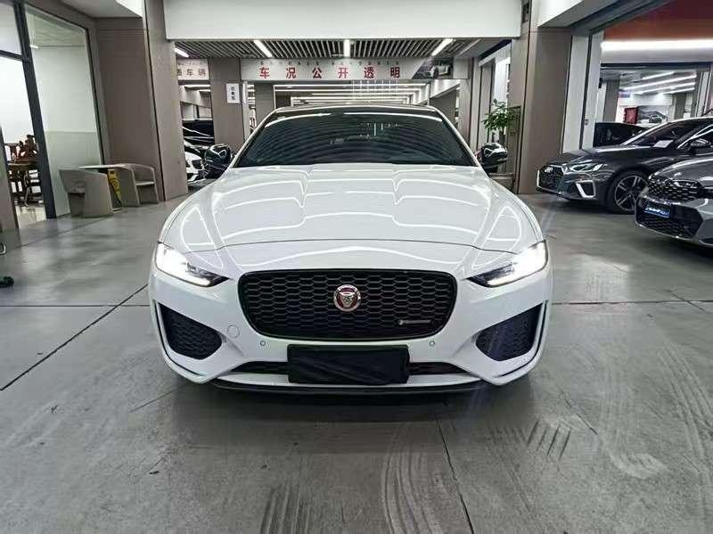 Jaguar XEL 2022 — фото автомобиля