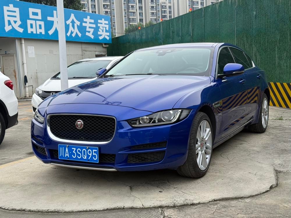 Jaguar XEL 2018 — фото автомобиля 1