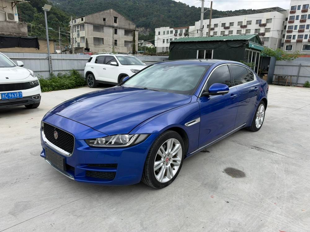 Jaguar XEL 2018 — фото автомобиля