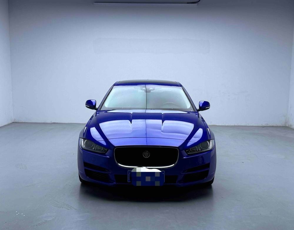 Jaguar XEL 2018 — фото автомобиля
