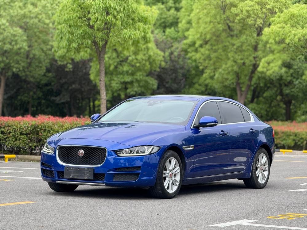 Jaguar XEL 2019 — фото автомобиля