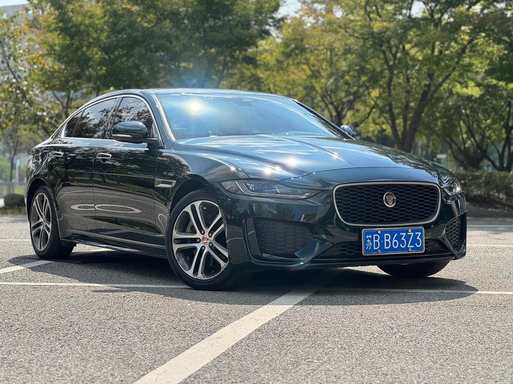 Jaguar XEL 2022 — фото автомобиля 1
