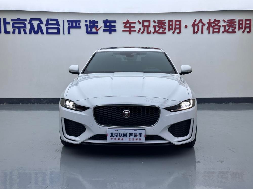 Jaguar XEL 2024 — фото автомобиля 1
