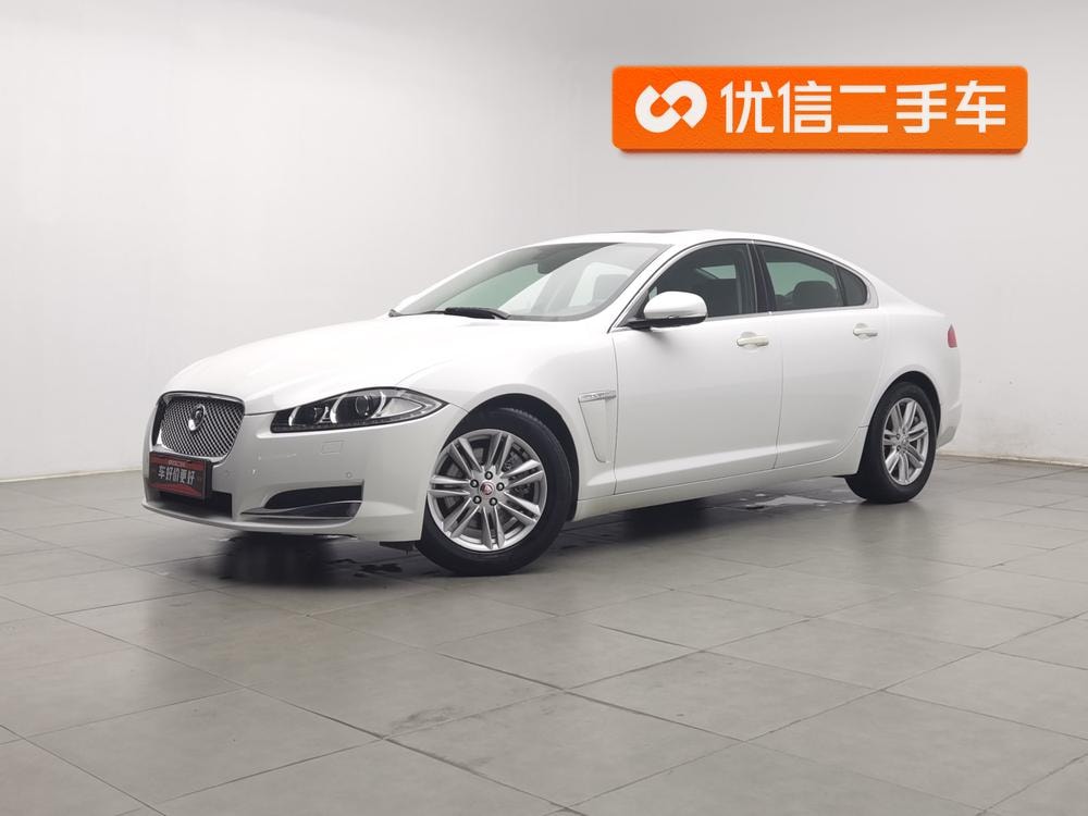 Jaguar XF 2015 — фото автомобиля