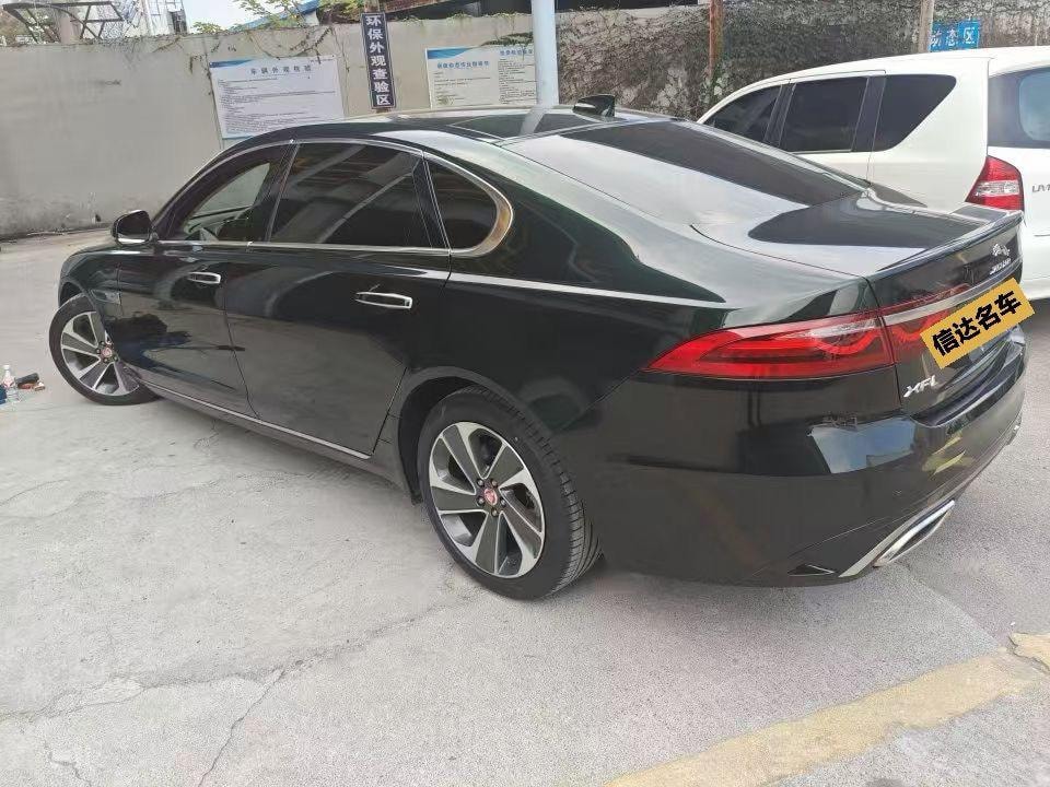 Jaguar XFL 2022 — фото автомобиля