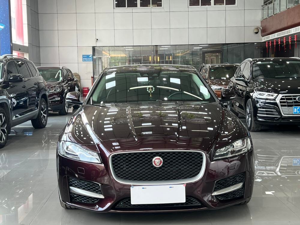 Jaguar XFL 2017 — фото автомобиля