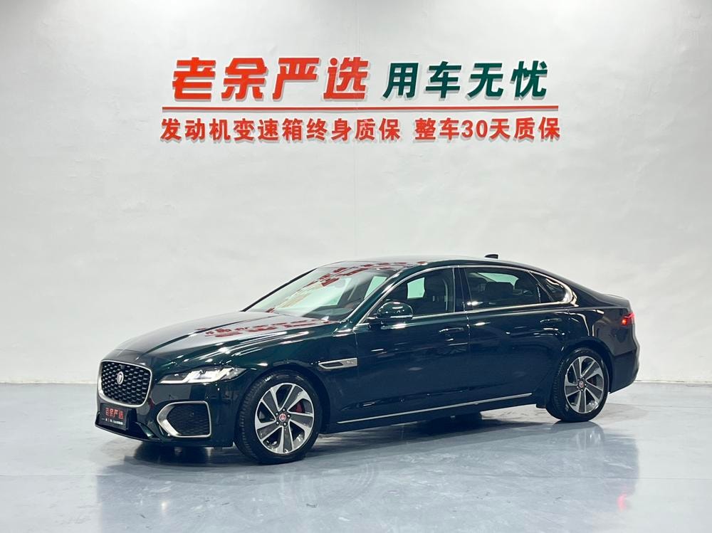 Jaguar XFL 2023 — фото автомобиля 1