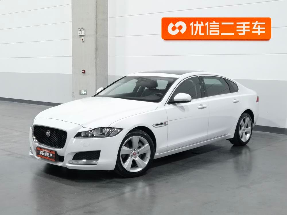 Jaguar XFL 2020 — фото автомобиля 1