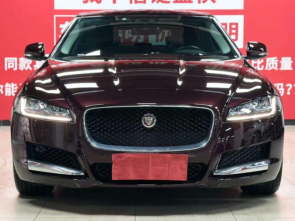 Jaguar XFL 2018 — фото автомобиля