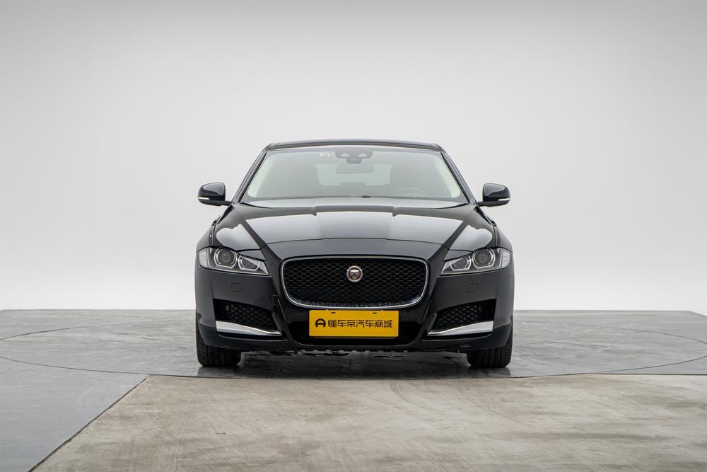 Jaguar XFL 2017 — фото автомобиля