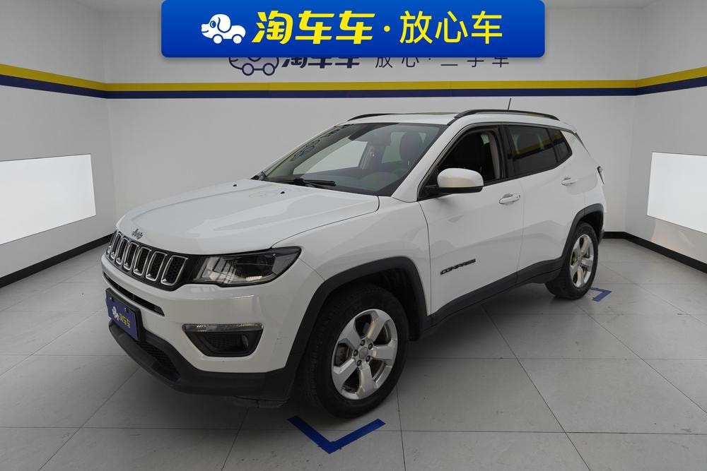 Jeep Compass 2019 — фото автомобиля
