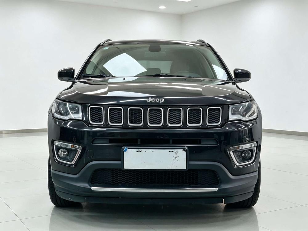 Jeep Compass 2017 — фото автомобиля 1