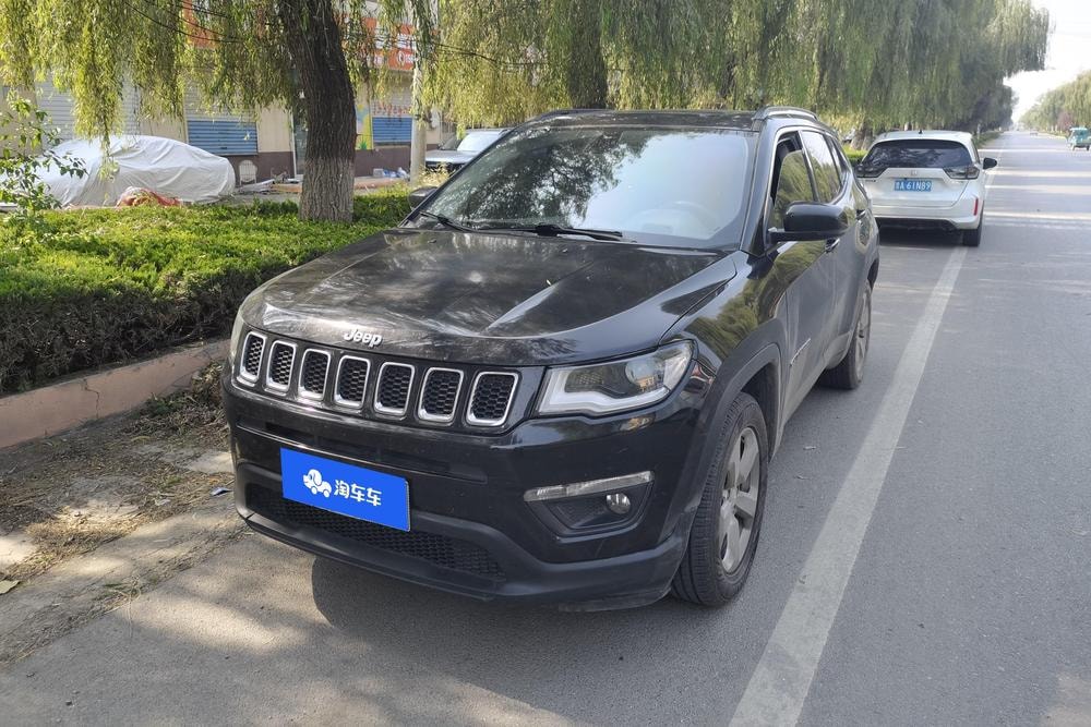 Jeep Compass 2019 — фото автомобиля