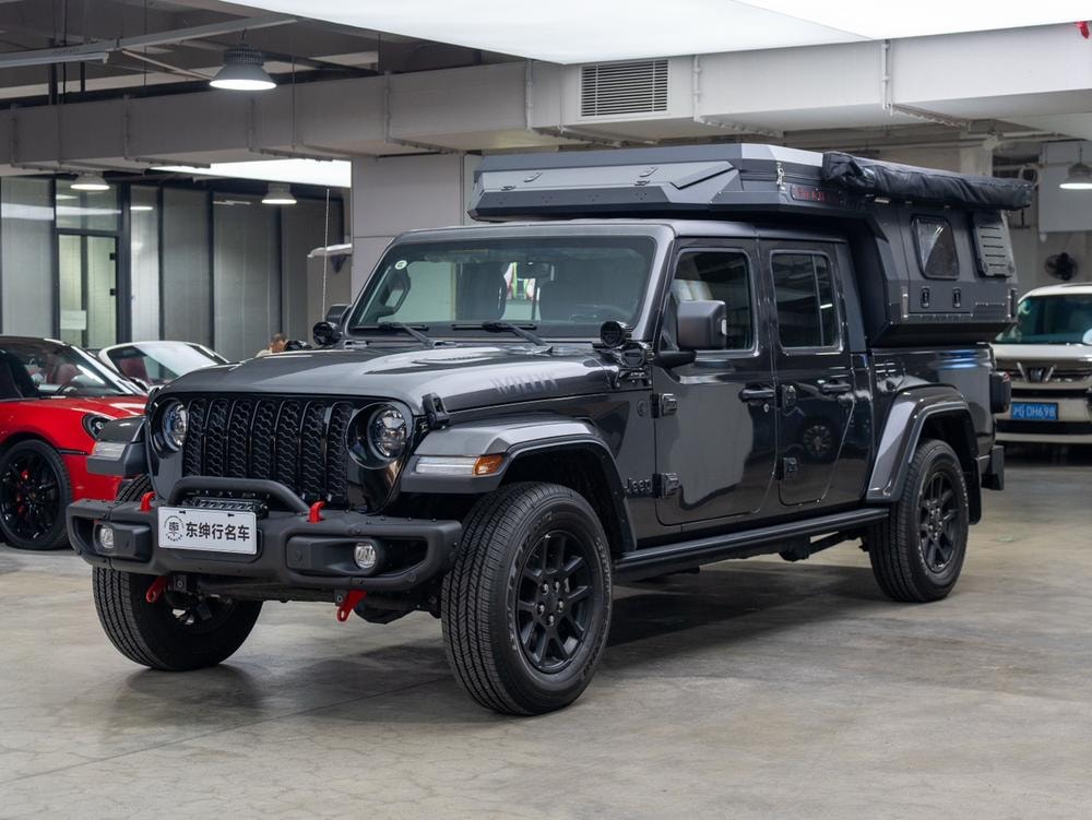 Jeep Gladiator 2023 — фото автомобиля