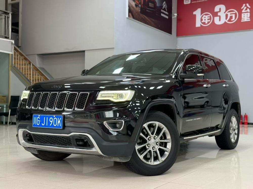 Jeep Grand Cherokee (Import) 2017 — фото автомобиля