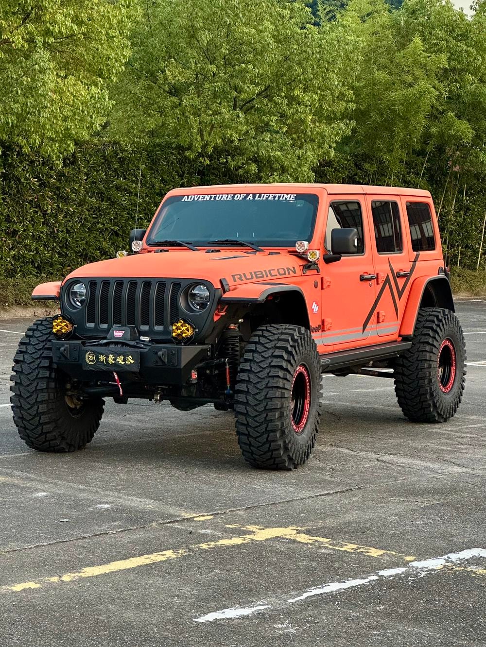 Jeep Wrangler 2021 — фото автомобиля