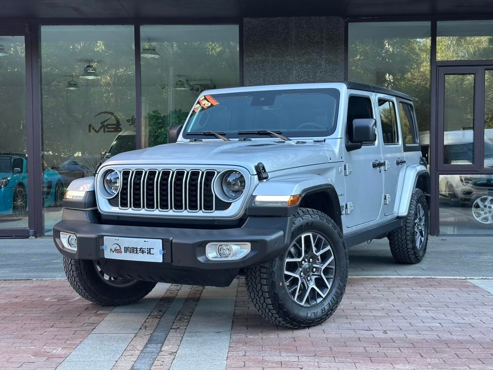 Jeep Wrangler 2024 — фото автомобиля