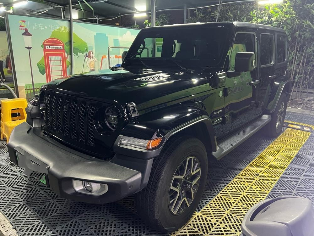 Jeep Wrangler 4xe PHEV 2021 — фото автомобиля 1