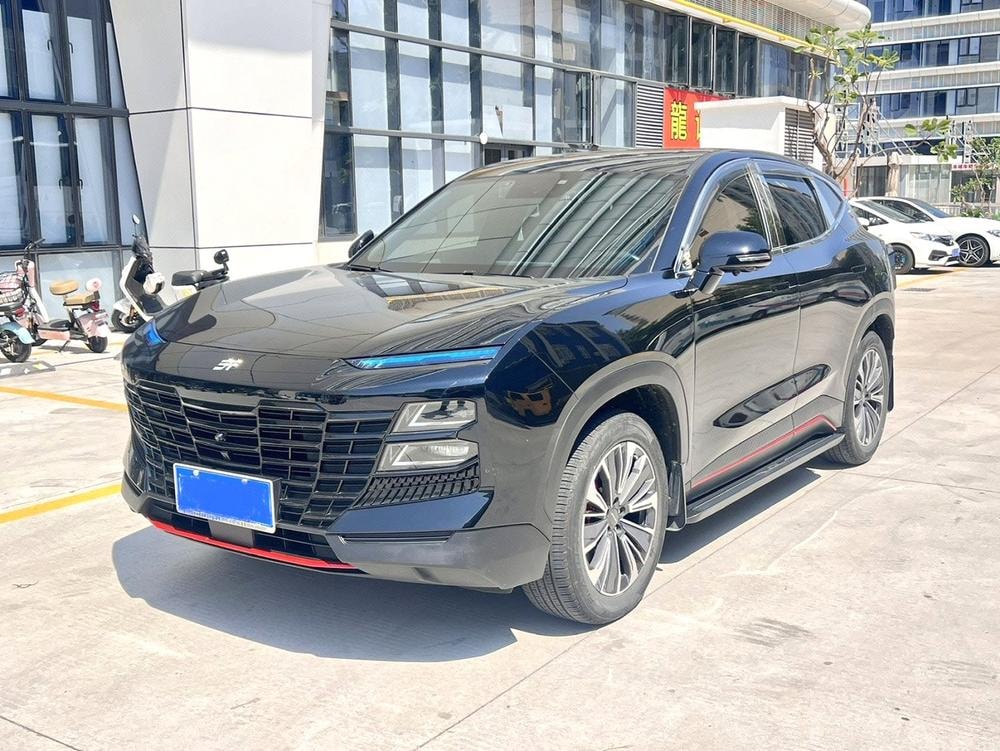 Jetour Dasheng 2023 — фото автомобиля 1