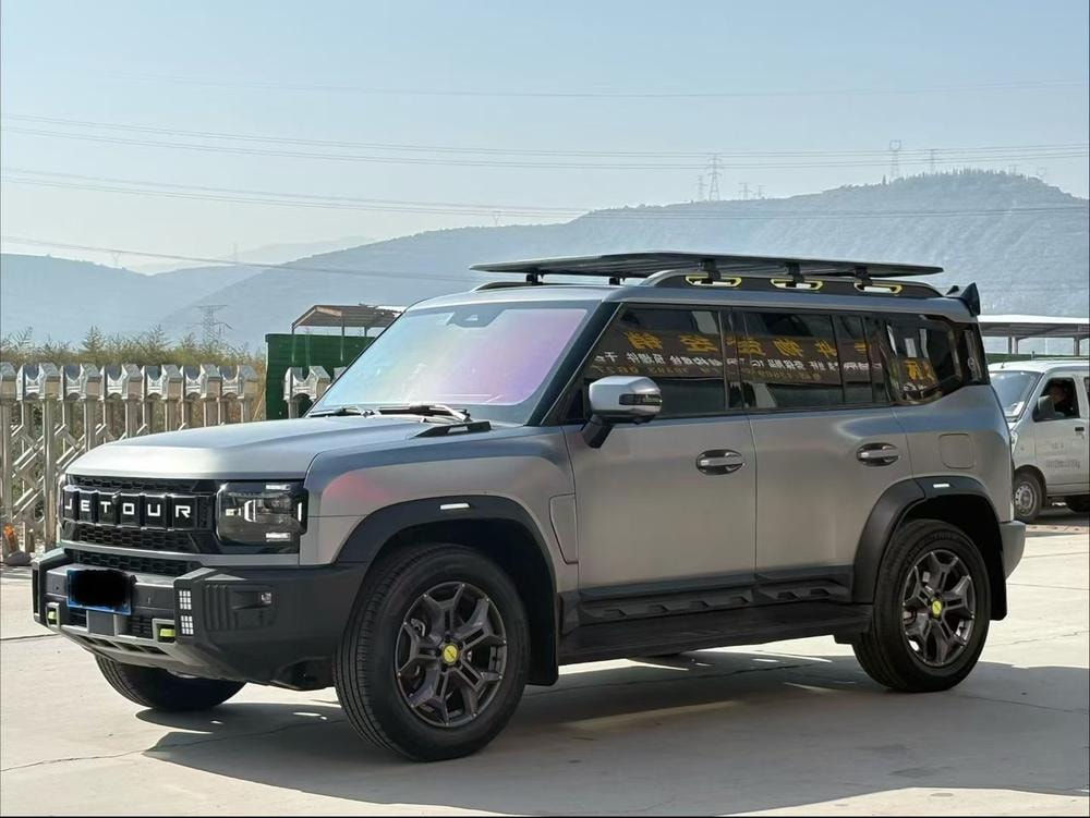 Jetour Traveller 2023 — фото автомобиля 1
