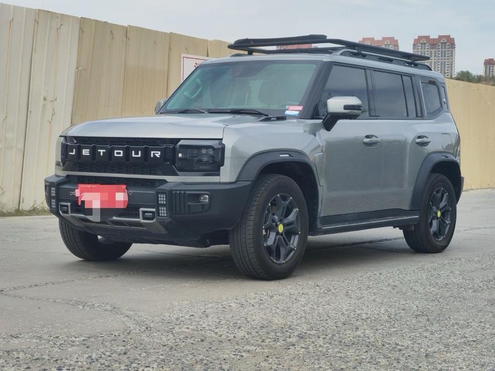 Jetour Traveller 2023 — фото автомобиля 1