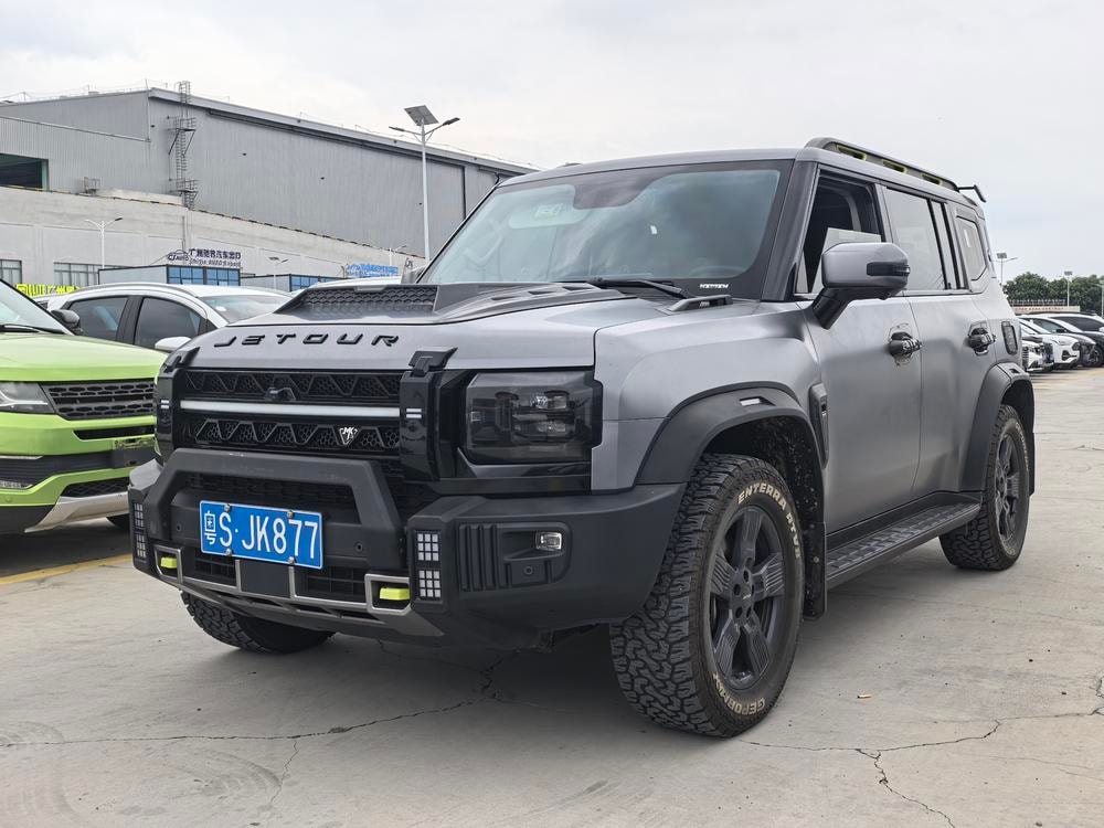 Jetour Traveller 2023 — фото автомобиля 1