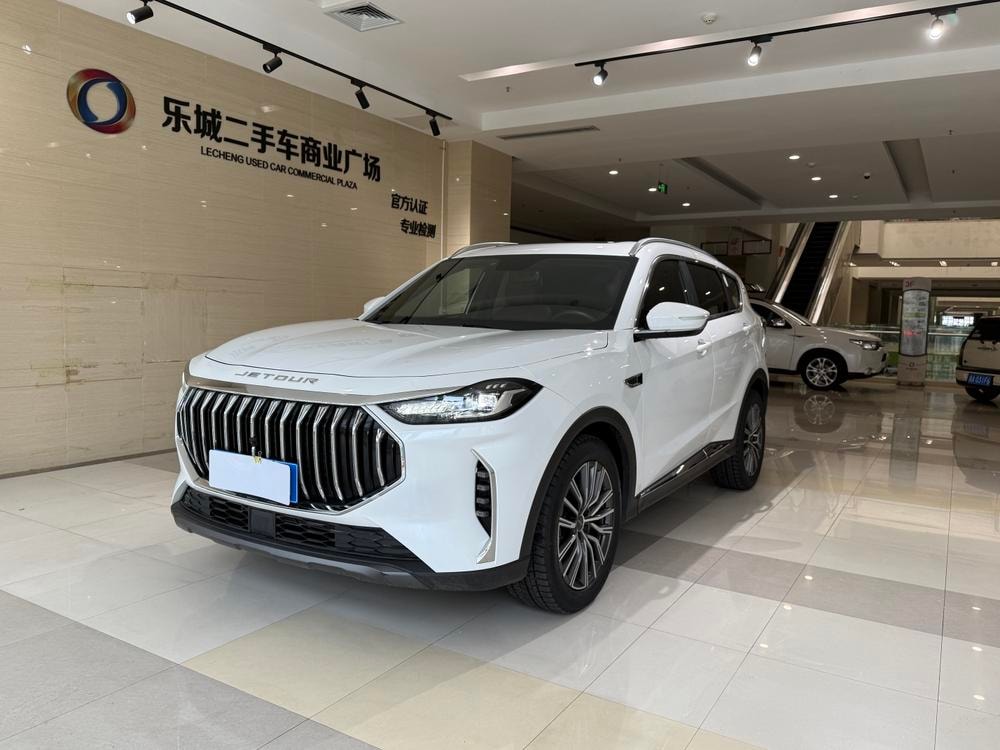 Jetour X70 PLUS 2023 — фото автомобиля