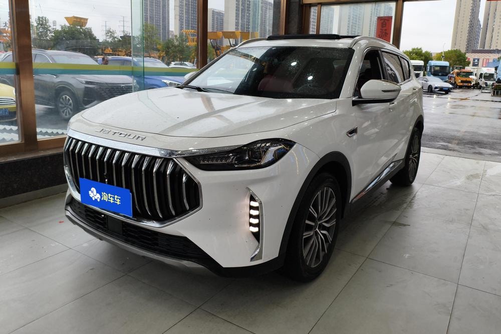 Jetour X70 PLUS 2024 — фото автомобиля