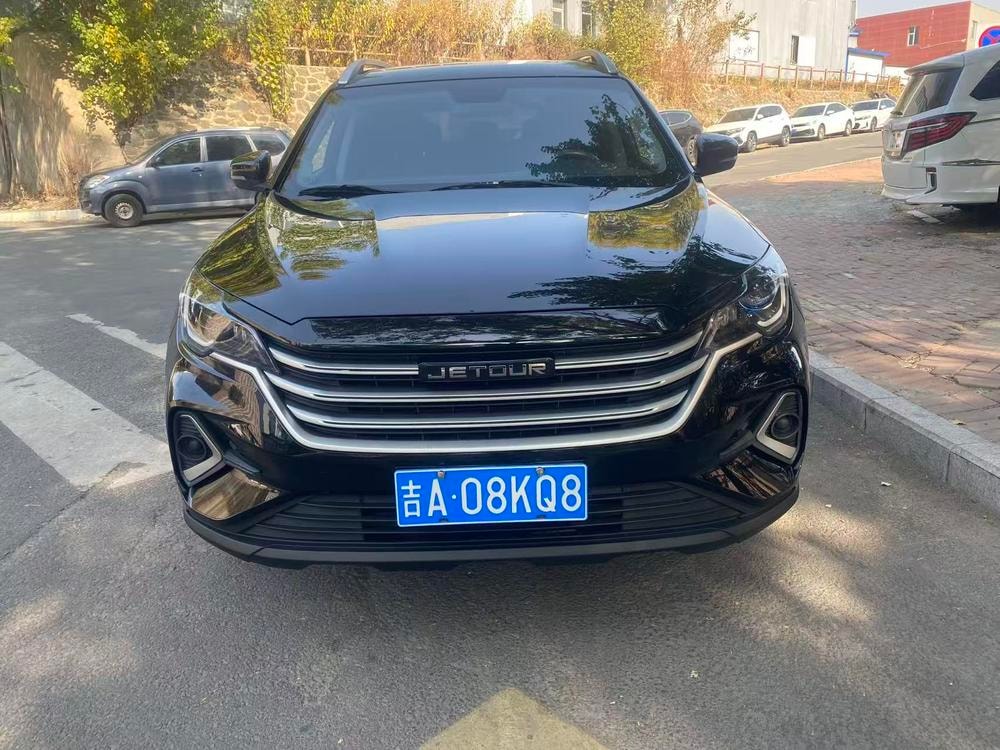 Jetour X70M 2022 — фото автомобиля 1
