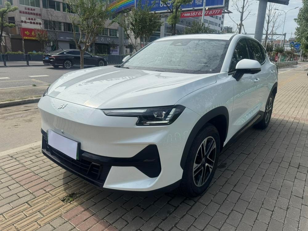 Jetour Shanhai L6 2024 — фото автомобиля