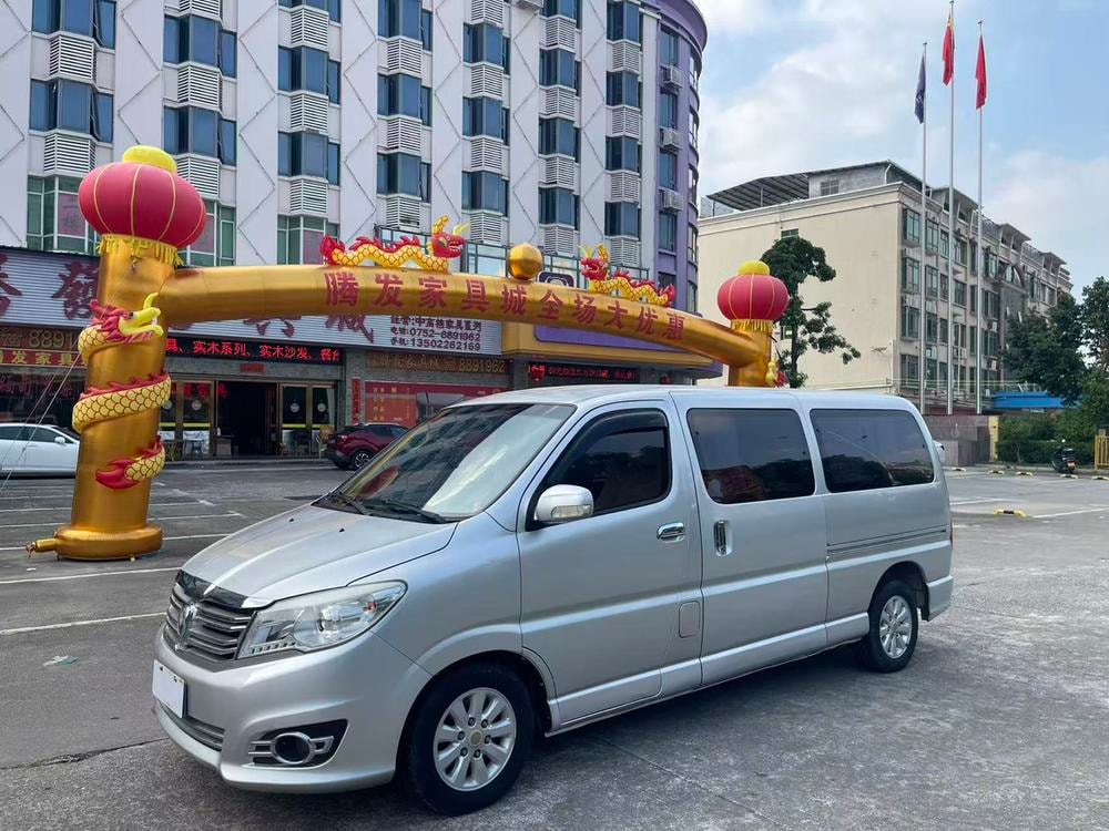 Jinbei Grace 2014 — фото автомобиля 1