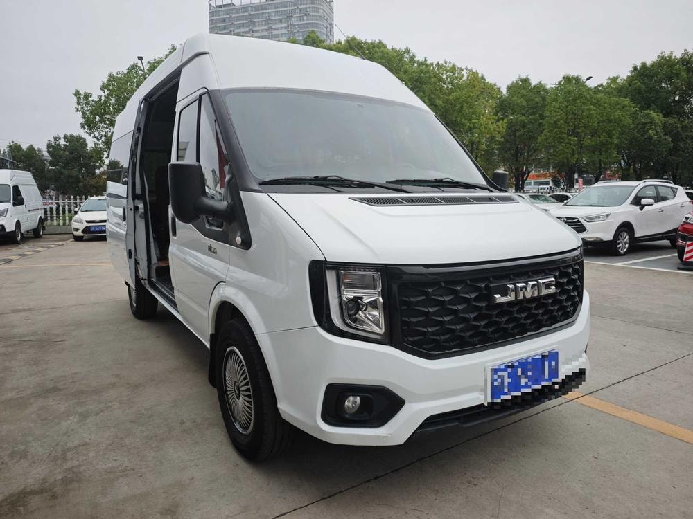 JMC Fushun 2023 — фото автомобиля