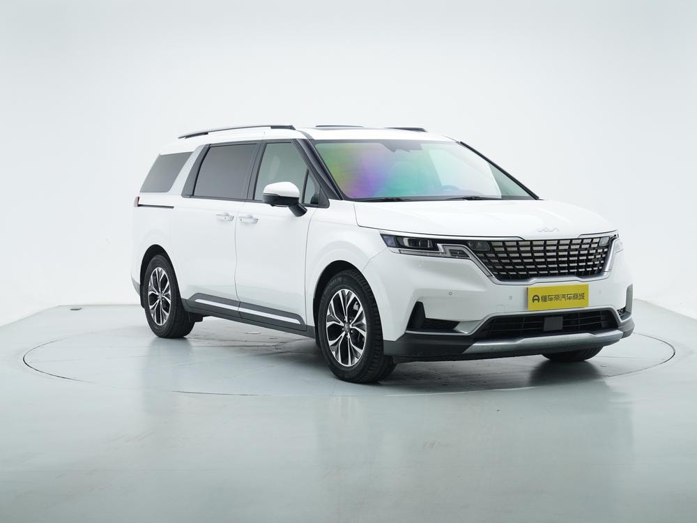 Kia Carnival 2021 — фото автомобиля