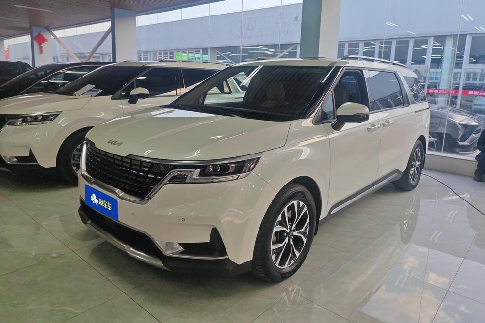 Kia Carnival 2021 — фото автомобиля 1