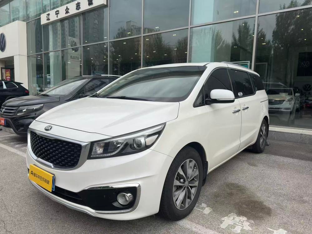 Kia Carnival (Import) 2017 — фото автомобиля 1