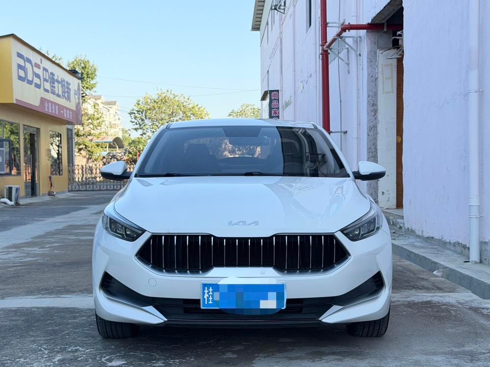Kia K3 2021 — фото автомобиля