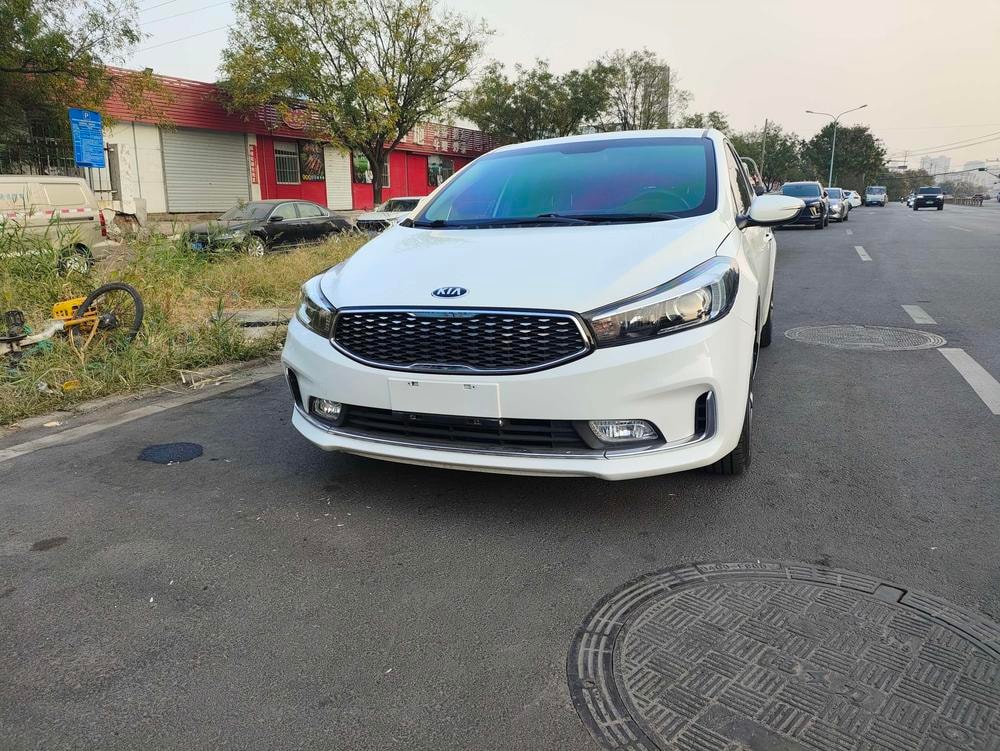 Kia K3 2017 — фото автомобиля 1