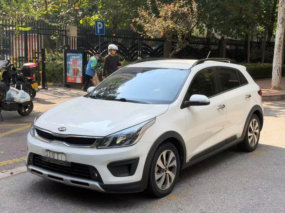 Kia KX CROSS 2017 — фото автомобиля