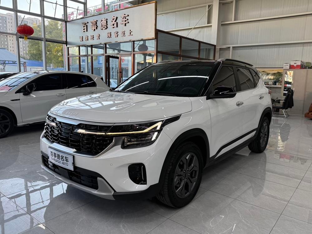 Kia Seltos 2023 — фото автомобиля