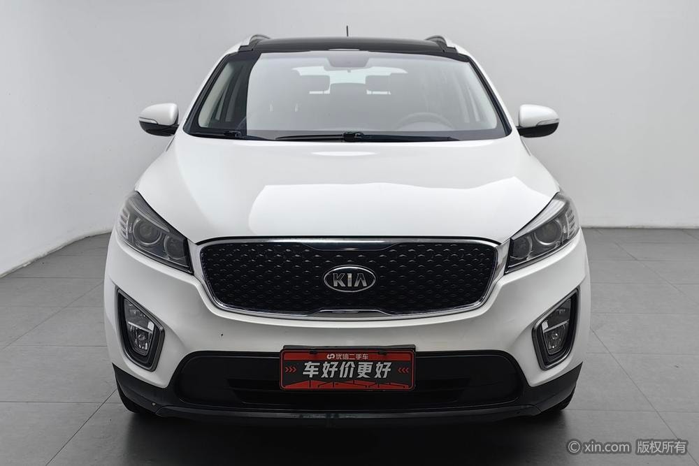 Kia Sorento 2016 — фото автомобиля