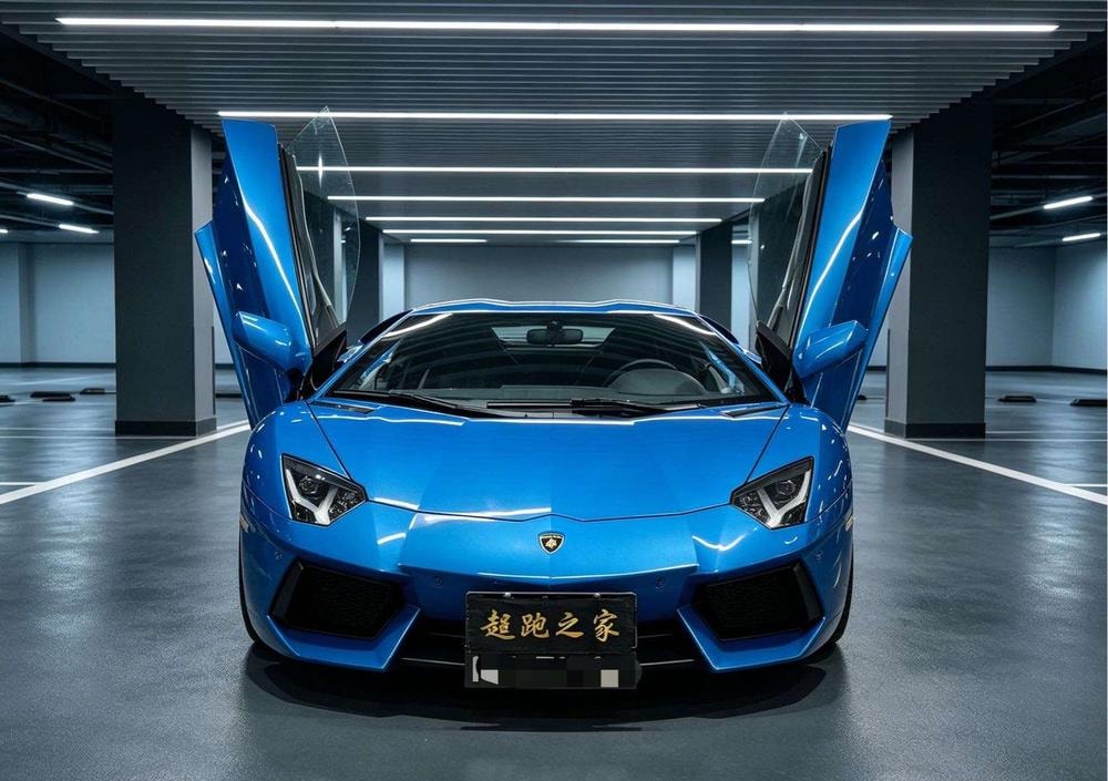 Lamborghini Aventador 2011 — фото автомобиля