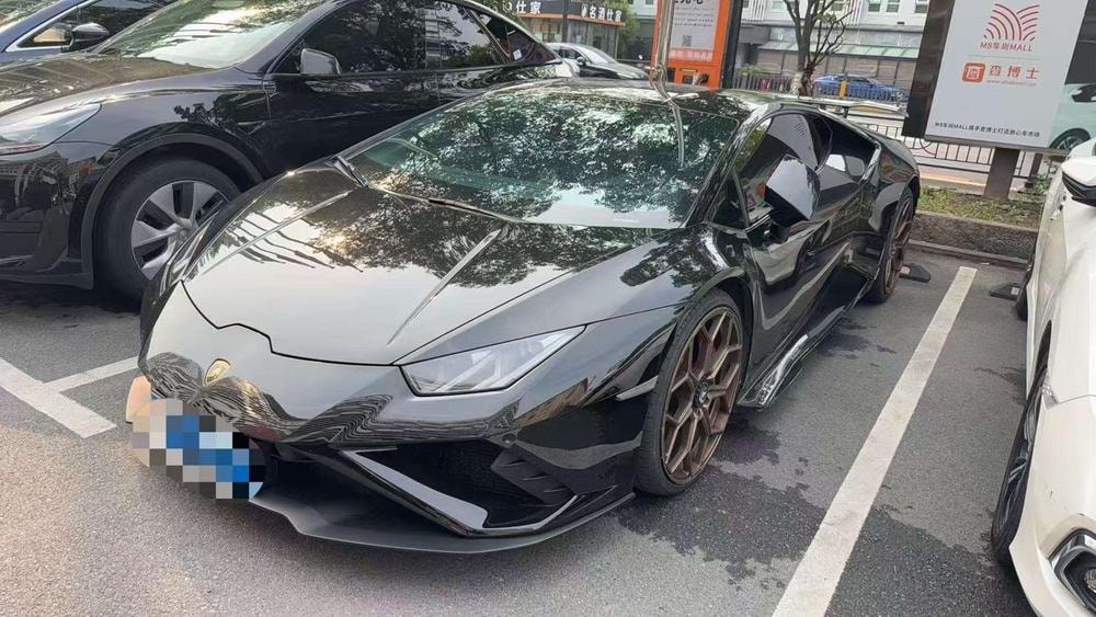 Lamborghini Huracán 2020 — фото автомобиля