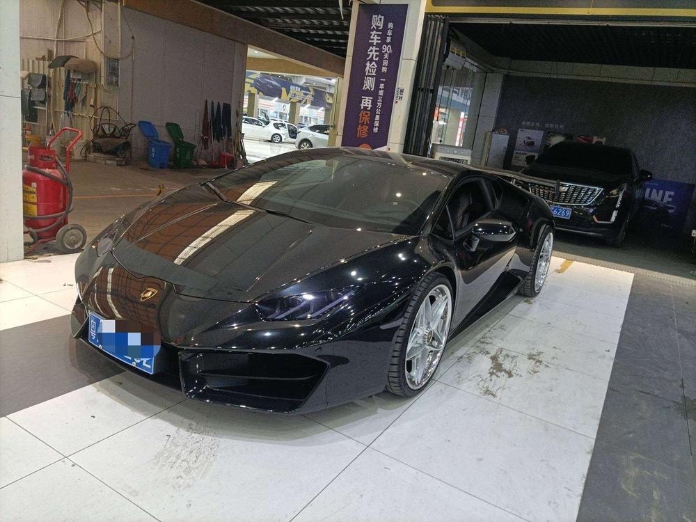 Lamborghini Huracán 2016 — фото автомобиля