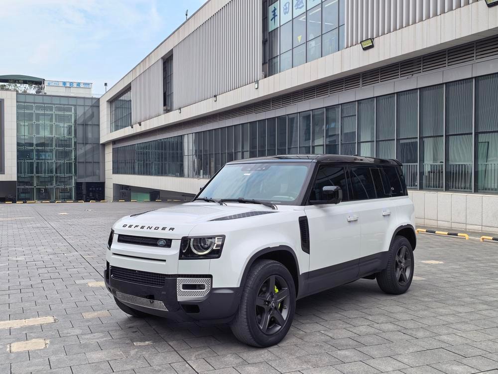 Land Rover Defender 2021 — фото автомобиля 1