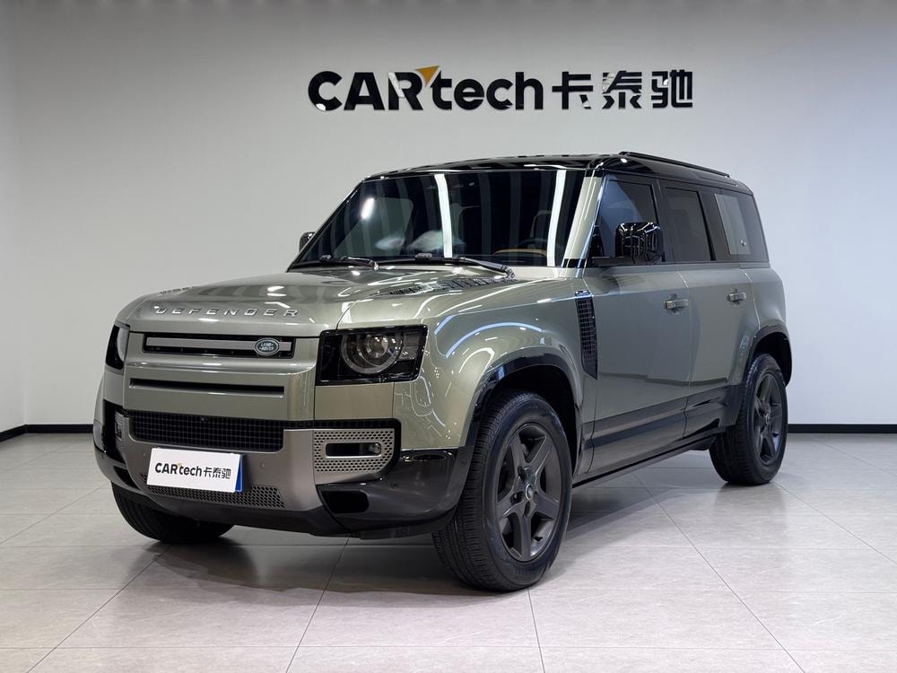 Land Rover Defender 2024 — фото автомобиля